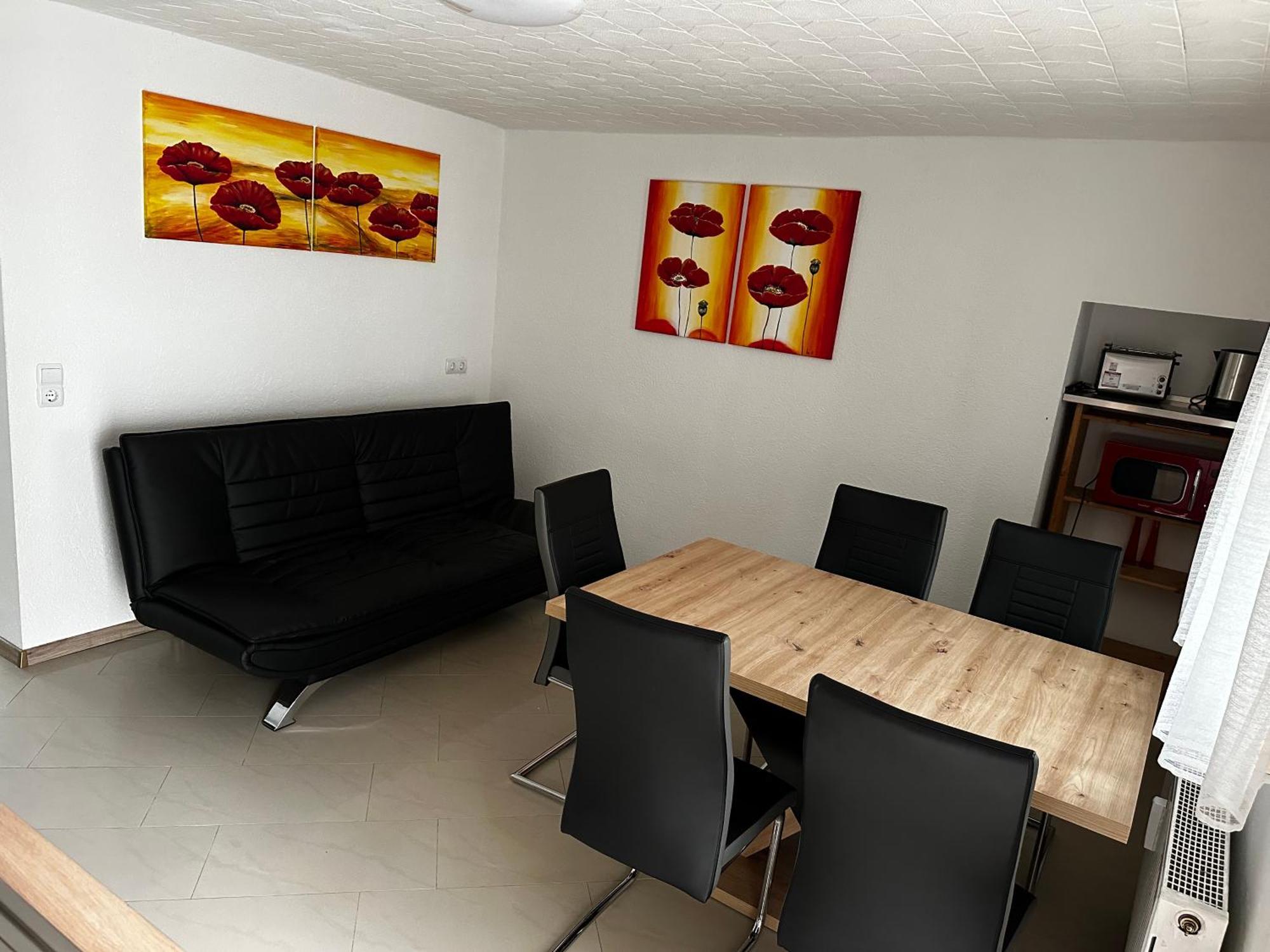 Kraichgau # 2 Ferienwohnungen In Einem Haus Mit Ebk, Wlan, Monteurzimmer, Self-Check-In Ittlingen Eksteriør bilde